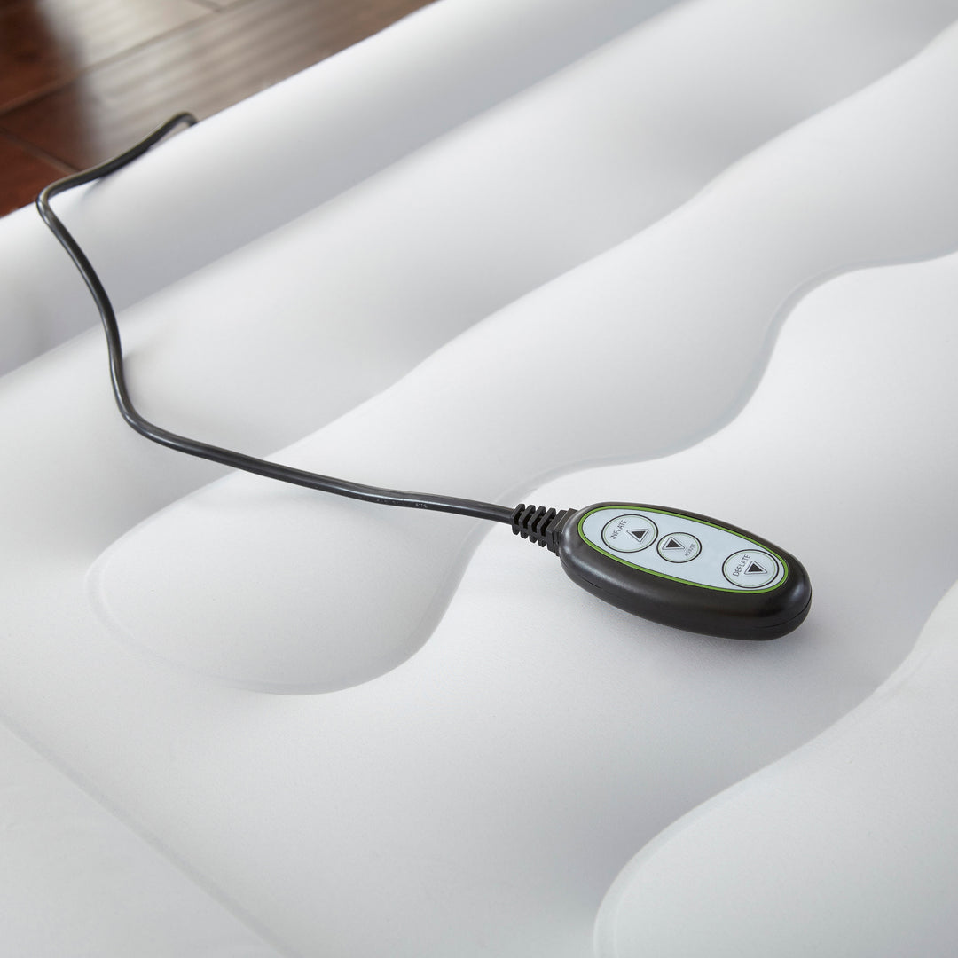 Thebedroomstore.com Thomasville® 18" Adjusta Comfort Express Air Bed - Queen Size Guest Air Beds